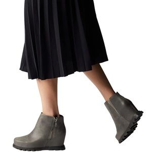 Sorel Joan of Arctic Wedge Zip Bootie